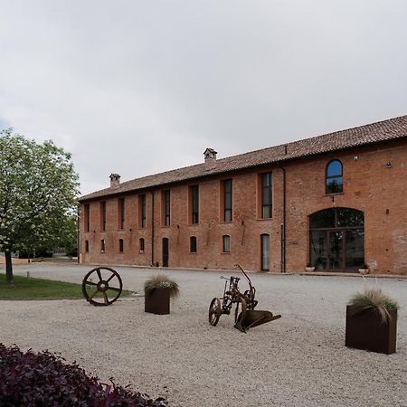 Agriturismo Mascudiera Fiorenzuola dʼArda Екстериор снимка