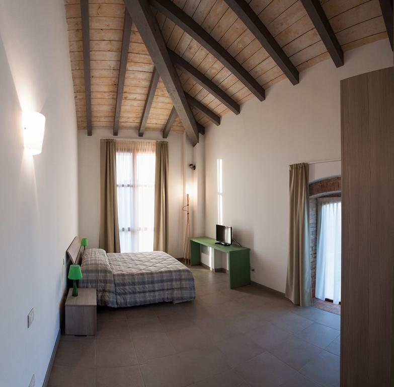 Agriturismo Mascudiera Fiorenzuola dʼArda Стая снимка