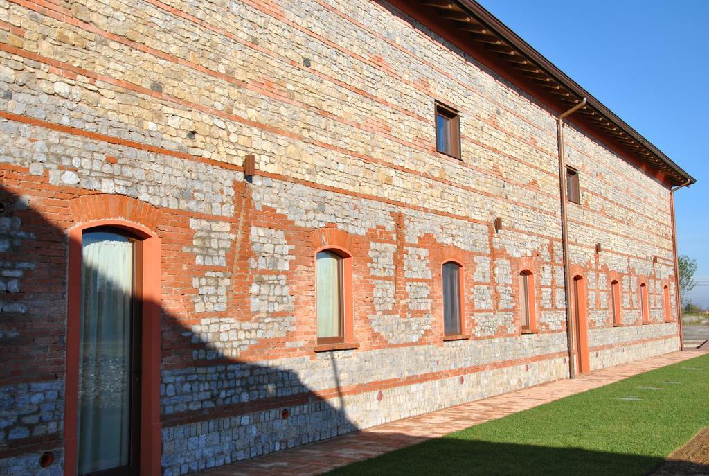 Agriturismo Mascudiera Fiorenzuola dʼArda Екстериор снимка