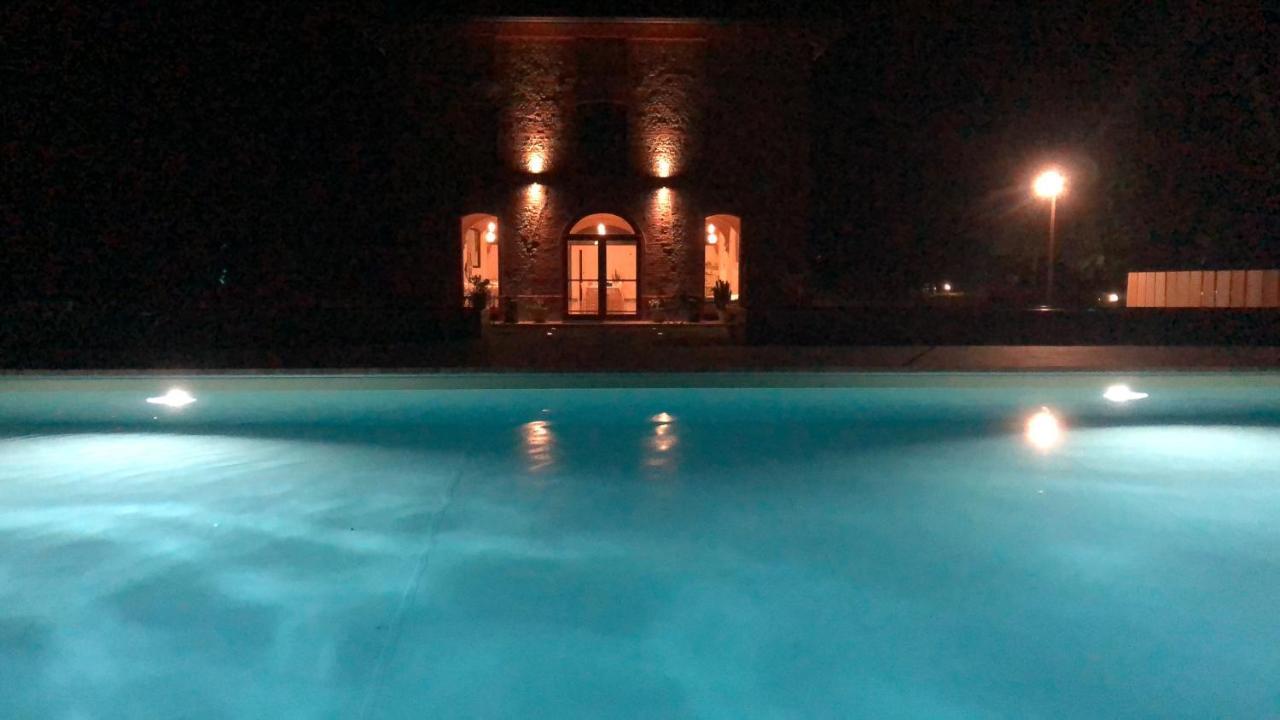 Agriturismo Mascudiera Fiorenzuola dʼArda Екстериор снимка